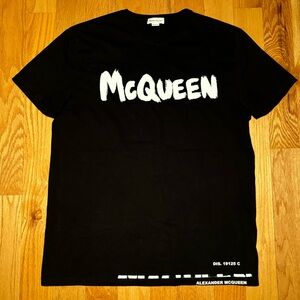 Alexander McQueen Black and White Short Sleeve Tee 🔥🔥🔥